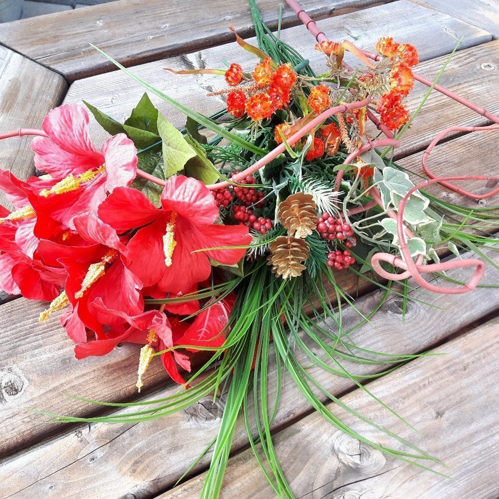 Lot of Fake Flowers Faux Floral bouquet